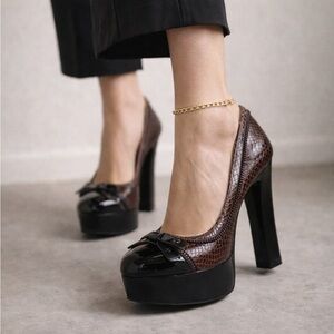 Via Spiga Y2K Snakeskin Embossed Leather Platform Heels 6.5